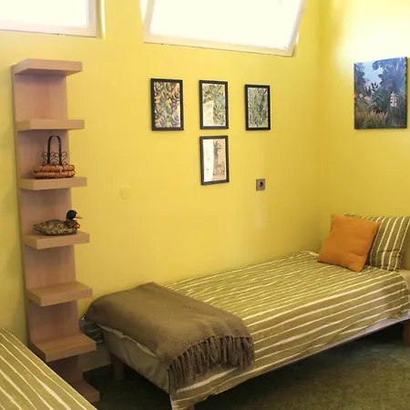 Lovely Nest Near Budapest Apartment