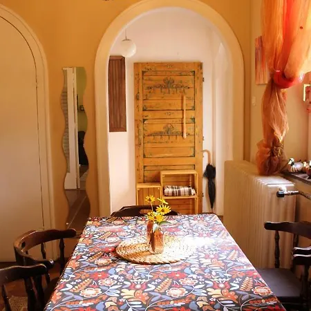 Apartment Lovely Nest Near Budapest *