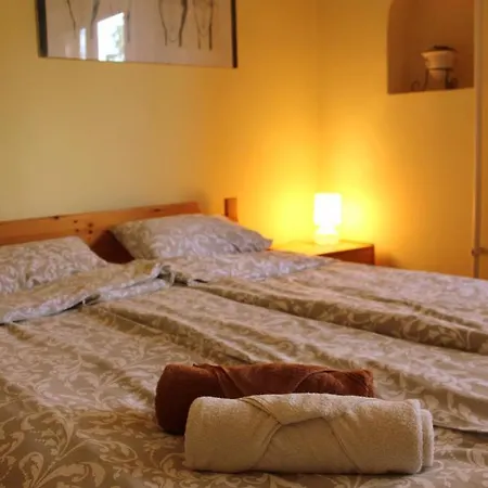 Apartment Lovely Nest Near Budapest Dunakeszi